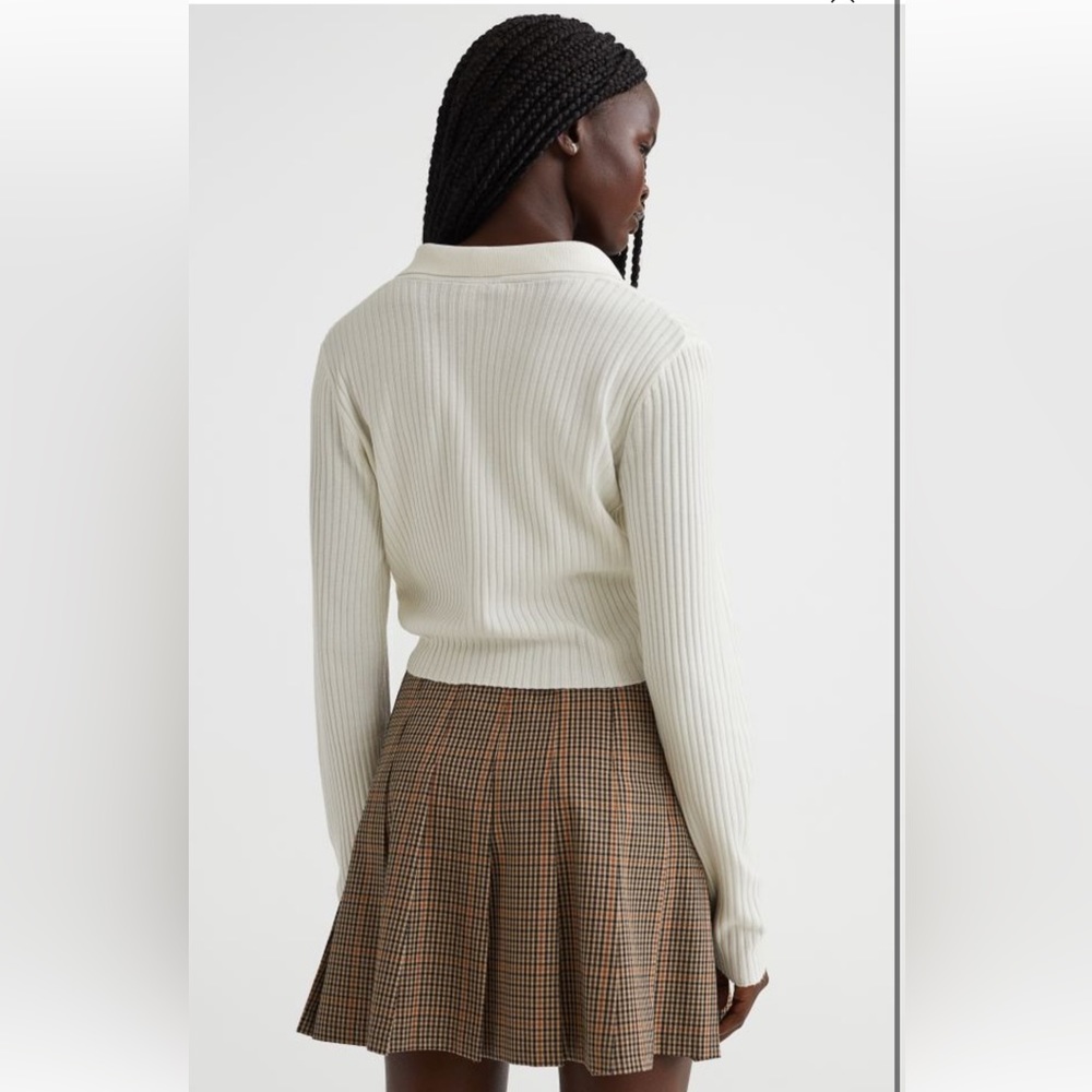 H&M Collared Rib-knit Top - Picture 3 of 11